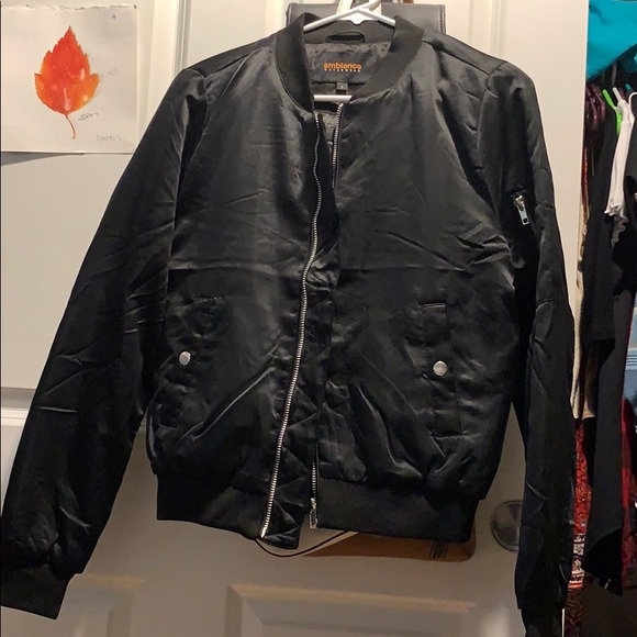 Bomber jacket - Picture 2 of 4